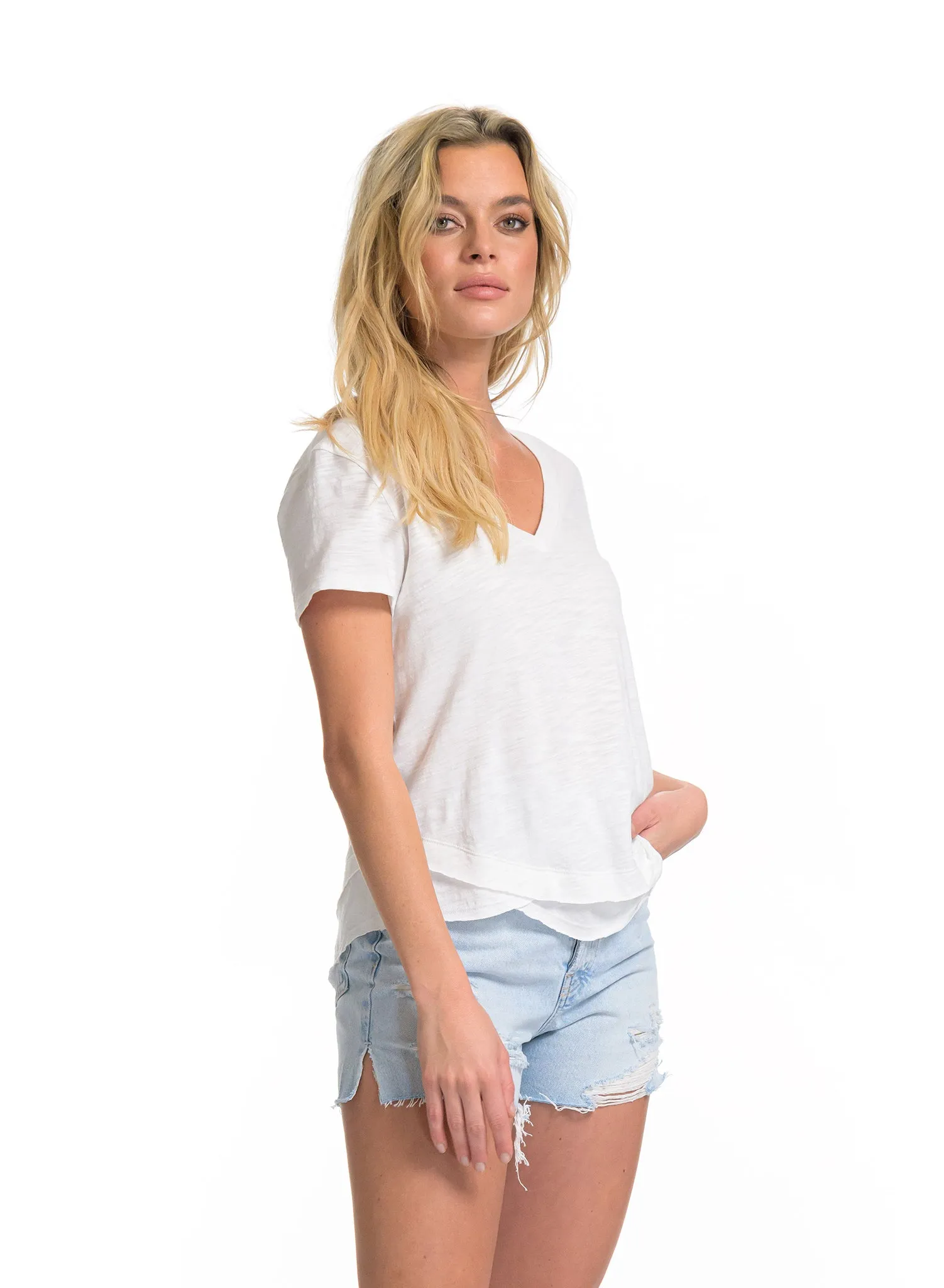 BE NICE - V-Neck Mock Layer T-Shirt