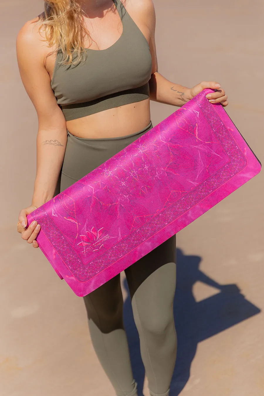 Eco Luxe Feathers Foldable Travel Yoga Mat 1.5mm