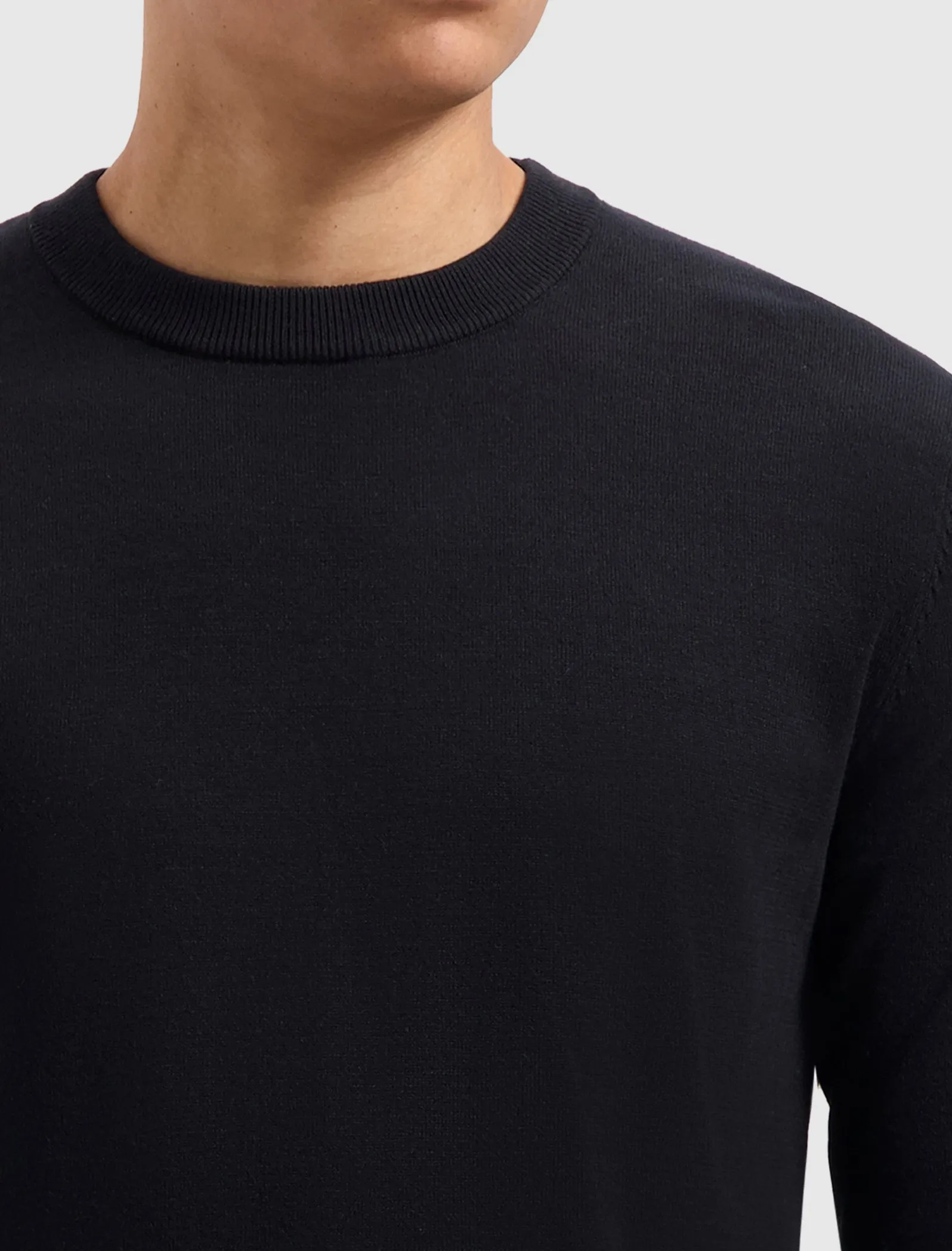 Essential Knitwear Crewneck Sweater | Black