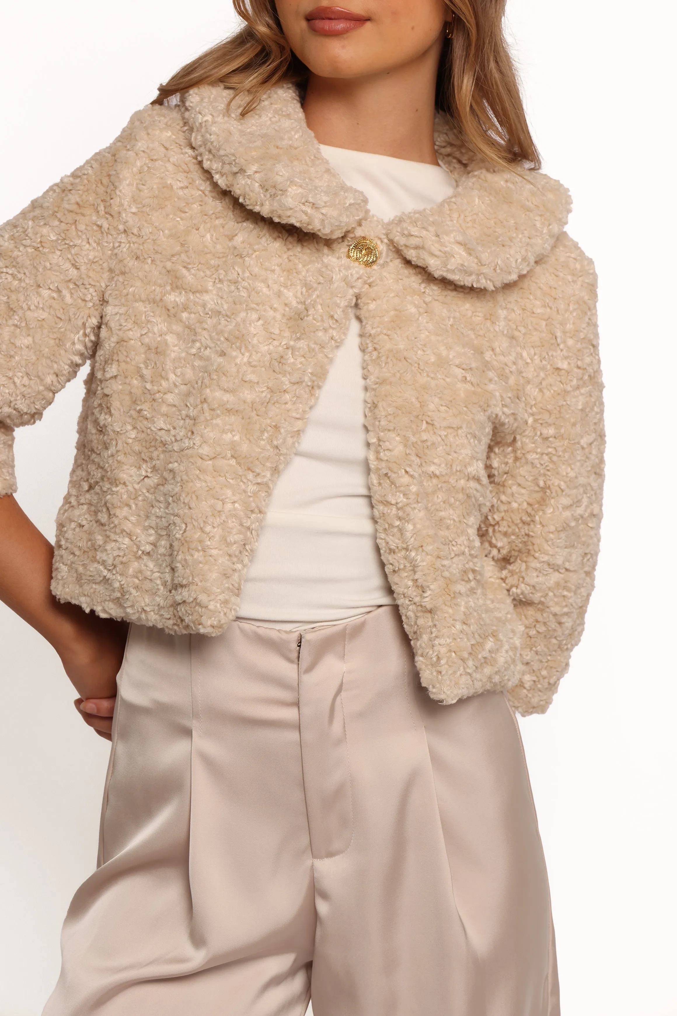 Lucie Faux Fur Crop Jacket - Cream