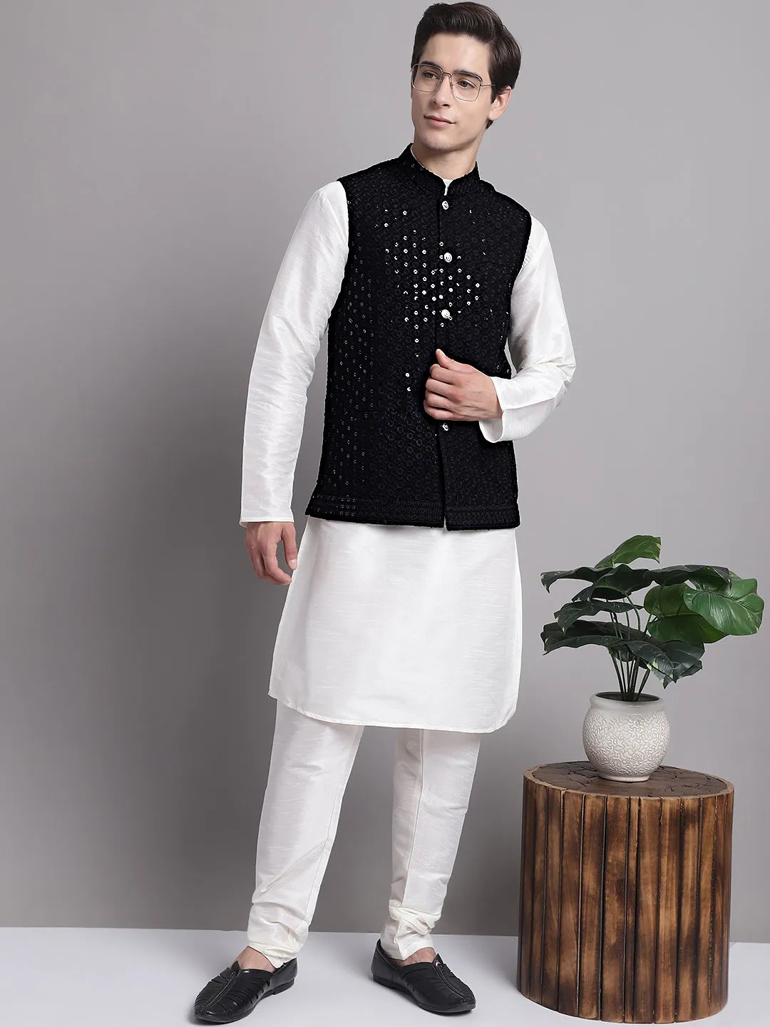 Men'S Black Sequins And Embroidered Nehru Jacket