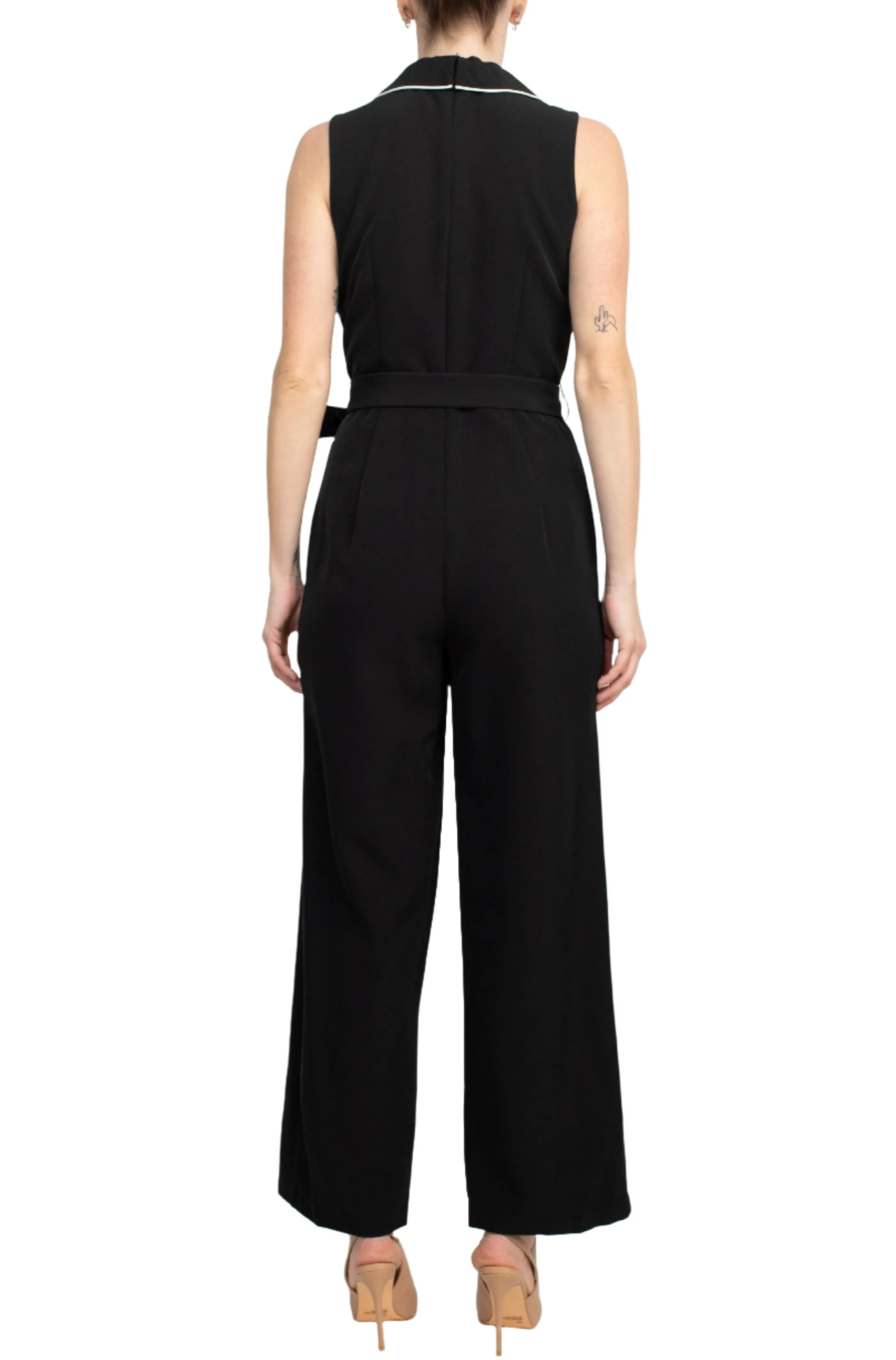 Tahari Lapel Collar V-Neck Sleeveless Piping Detail Tie Waist Scuba Jumpsuit