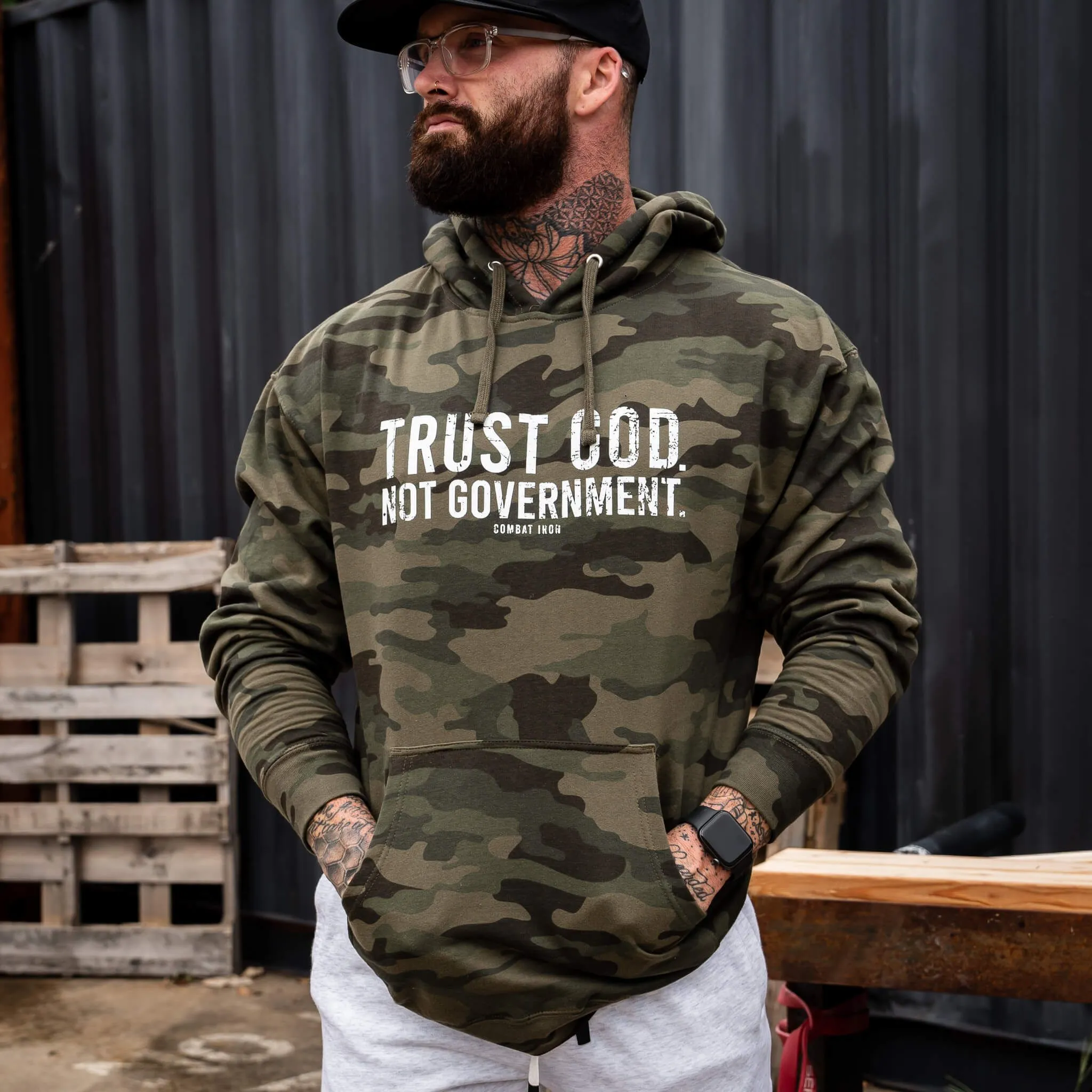 Trust God. Not Government. Men's Hoodie