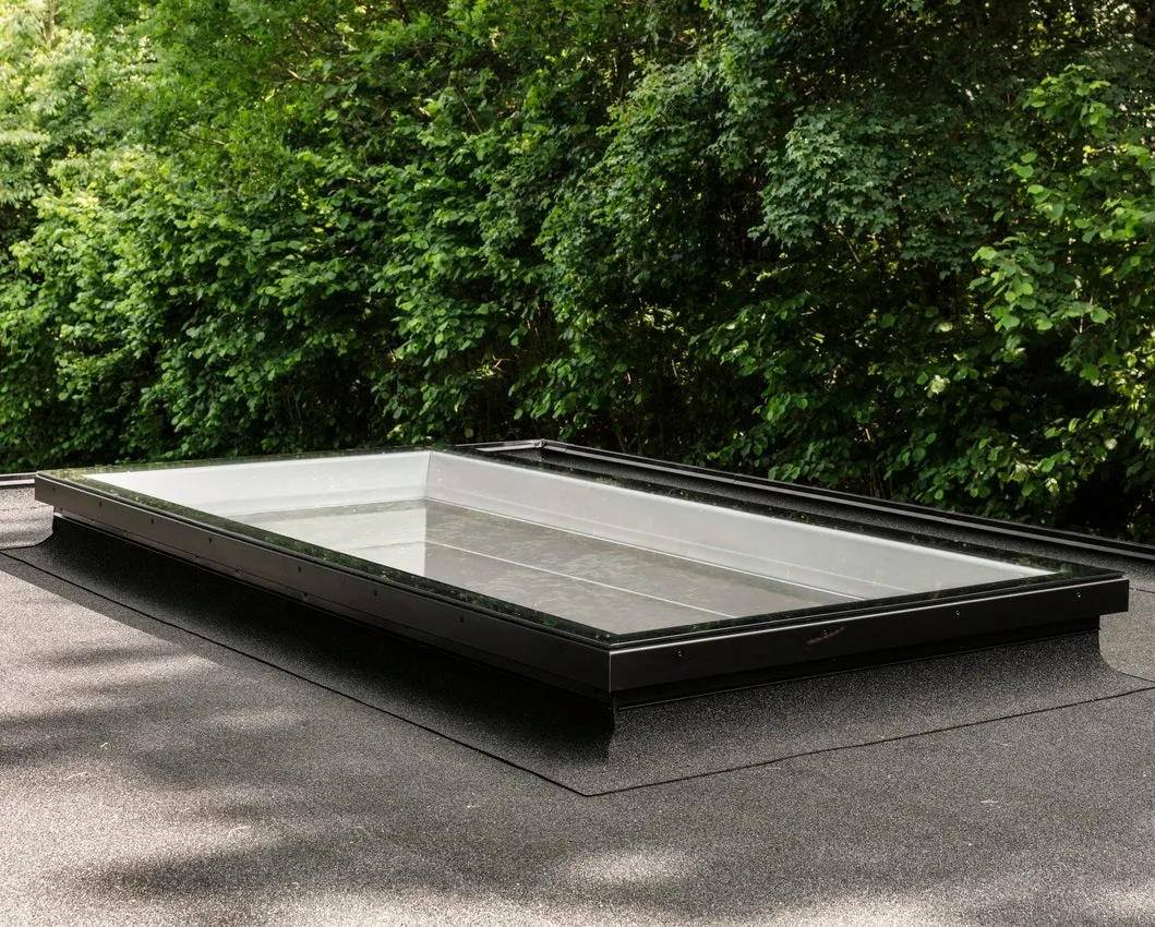 VELUX CFU 090060 S00M Fixed Flat Glass Rooflight Package 90  x 60 cm (Including CFU Double Glazed Base & ISU Flat Glass Top Cover)