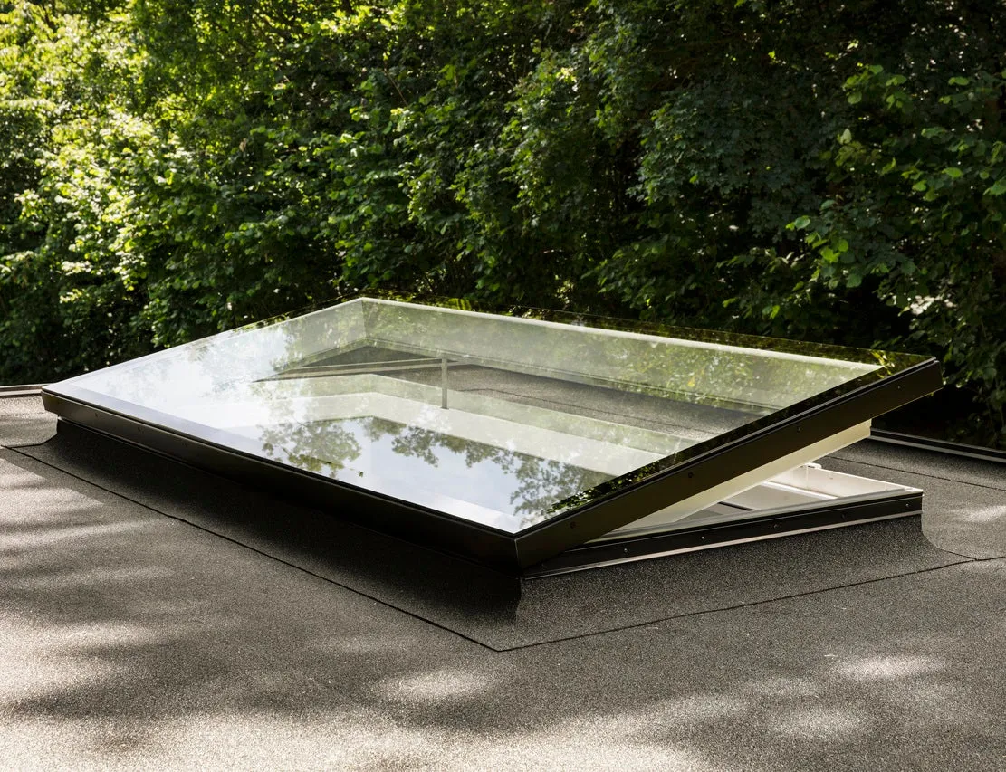 VELUX CVU 150080 1093 INTEGRA® SOLAR Curved Glass Rooflight Package 150 x 80 cm (Including CVU Double Glazed Base & ISU Curved Glass Top Cover)