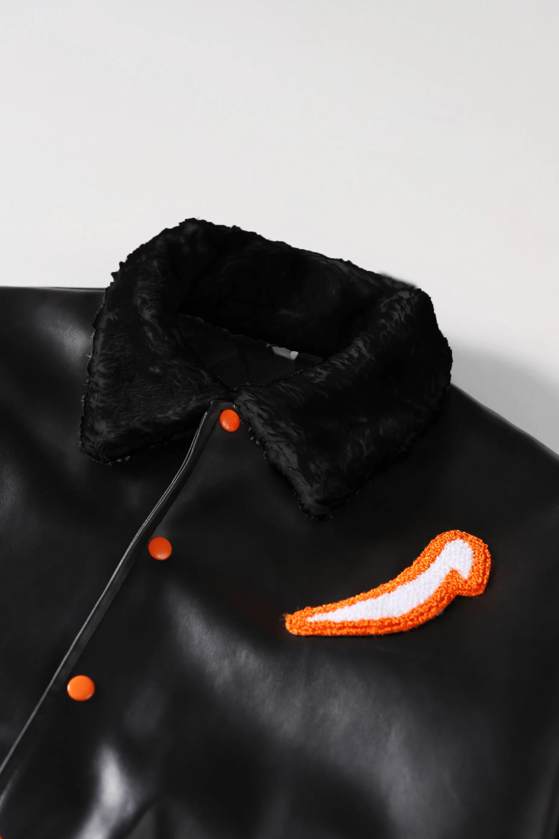 WAXED LEATHER BOMBER JACKET