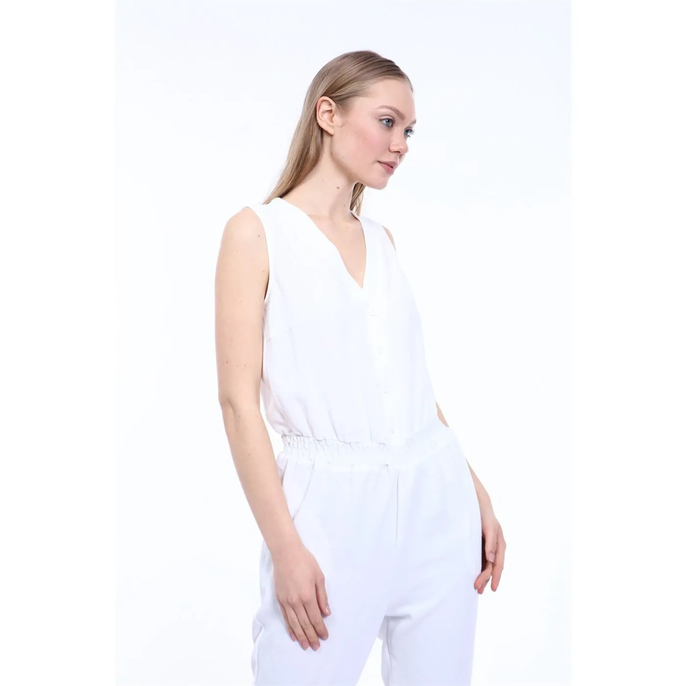 White Waist Pleated Jumpsuit