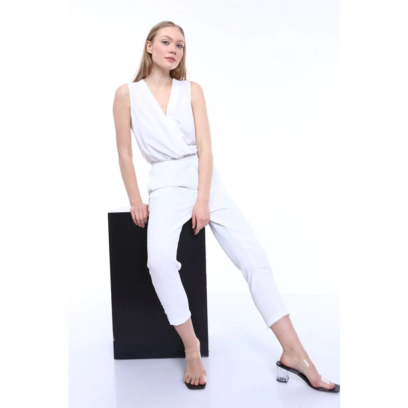 White Waist Pleated Jumpsuit