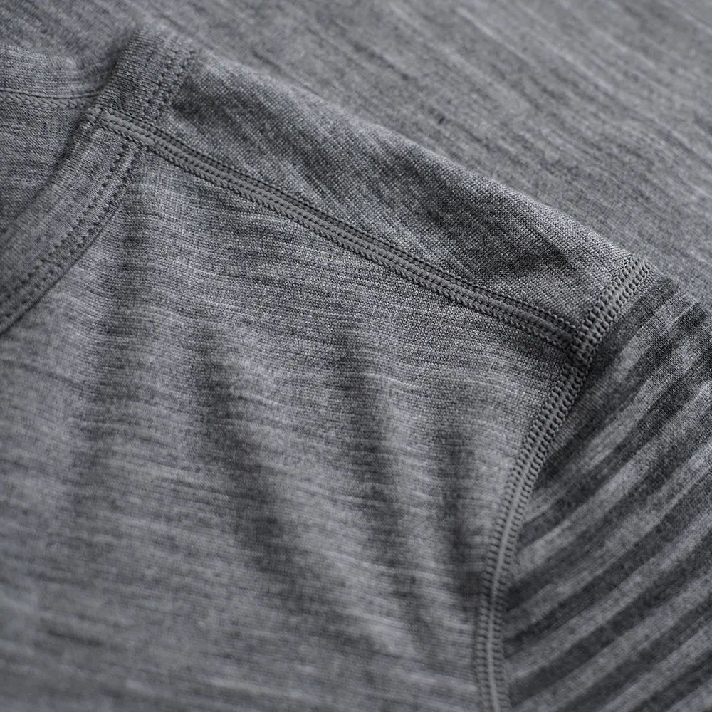 Womens Merino 180 Long Sleeve Crew (Stripe Charcoal/Smoke)